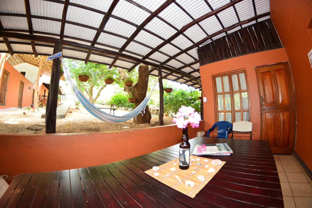 Tsunami Hostel Tamarindo Exteriér fotografie