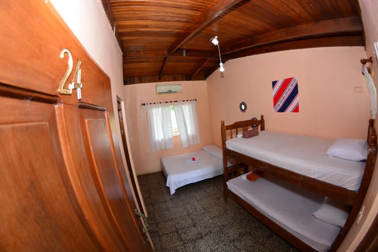 Tsunami Hostel Tamarindo Exteriér fotografie