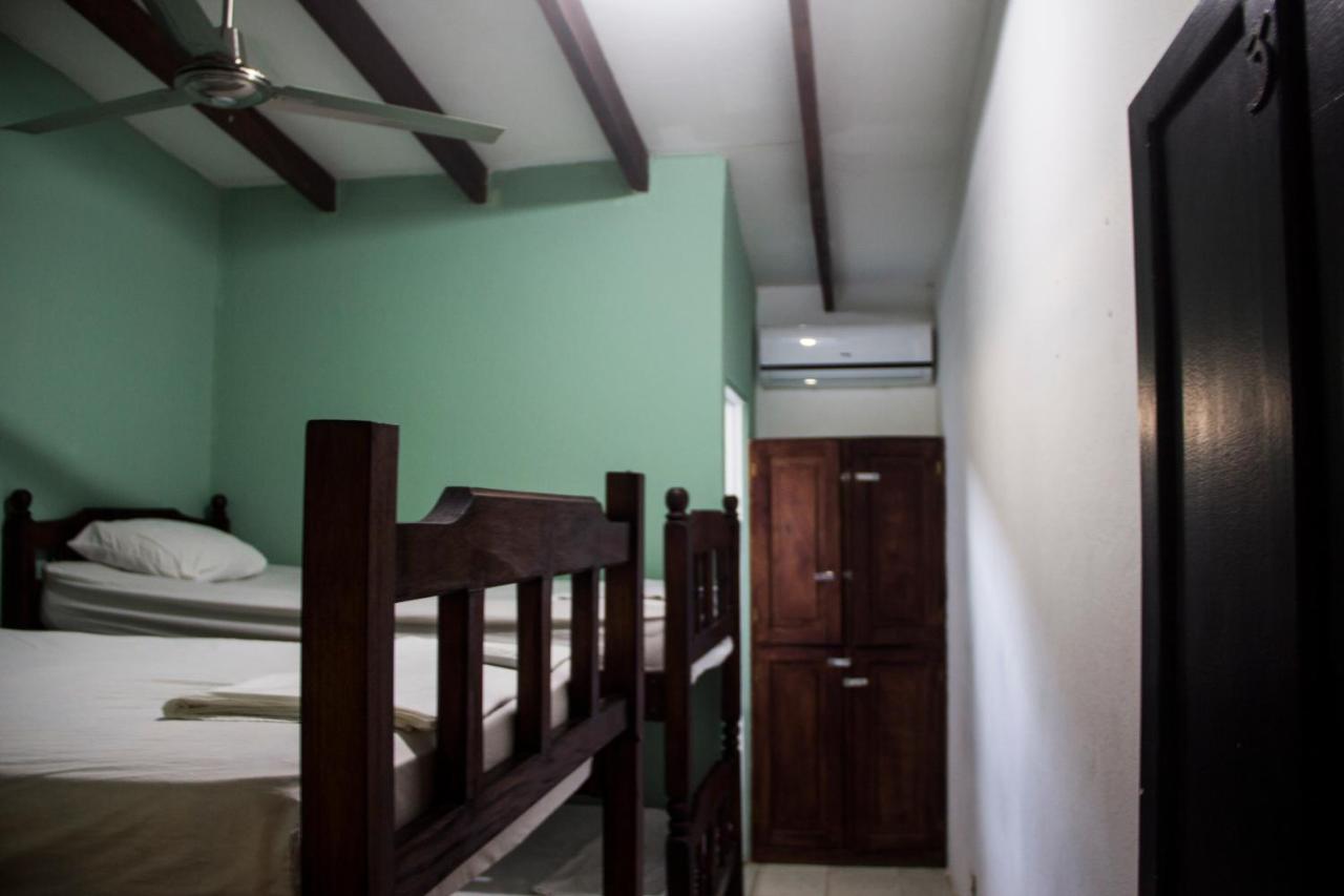 Tsunami Hostel Tamarindo Exteriér fotografie